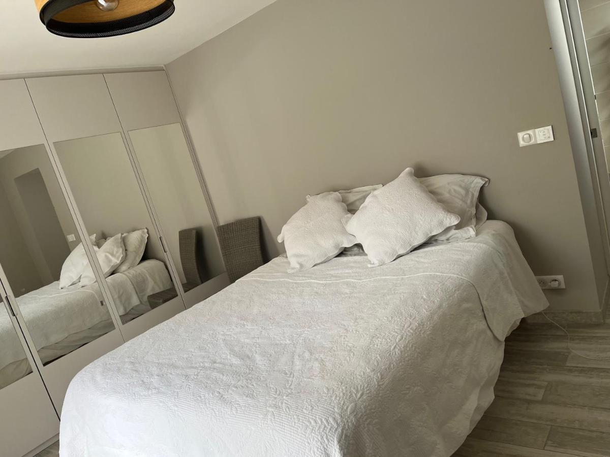 Charme Moderne Bed & Breakfast Le Val-Saint-Germain Luaran gambar